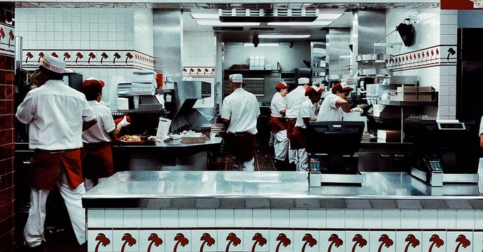 3 Ways In-N-Out Creates a Bottomless Pool of Hardworking Applicants